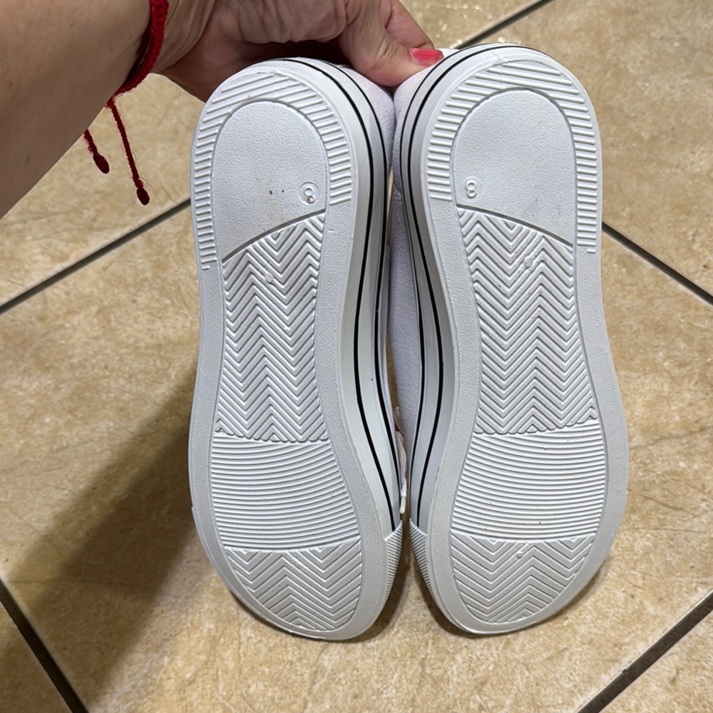 Josiny White Lace Up Canvas Low Top Sneakers Shoes - Picture 9 of 10